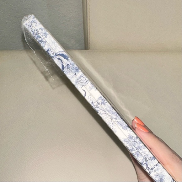Christian Dior Notebook Journal Authentic VIP Limited Edition - Picture 4 of 4